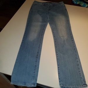 Levi’s Demi Curve Jeans